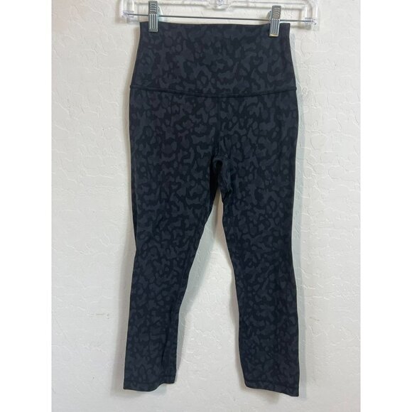 Lululemon Sz 4 Black Grey Animal Print Leggings - Picture 1 of 5